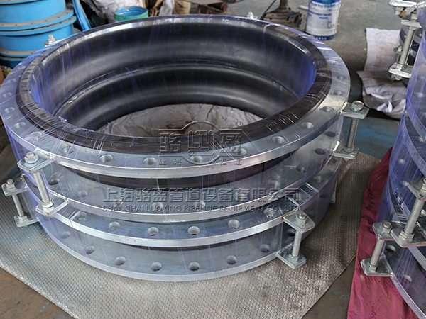 駱盈向中標北汽集團中央空調(diào)循環(huán)機組系統(tǒng)安裝項目